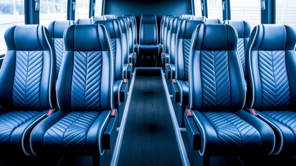 elgin 30 passenger minibus rental